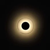 MARSET LED stenska svetilka Aura, O 18 cm, vklop/izklop, prosojna - Dnevna soba/jedilnica - Dizajn - prosojen - Kovina