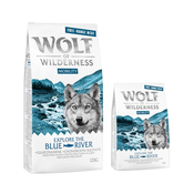 12kg Wolf of Wilderness + 100g Snack Explore the Wide Acres piletina gratis! - Explore The Blue River - piletina iz slobodnog uzgoja i losos (Mobility)