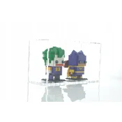Vitrina za dva lego brickheadza ščiti pred prahom in UV-žarki