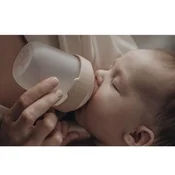 LOVI Mammafeel Bottle 0m+ otroška steklenička, ki spominja na materine dojke 150 ml za otroke
