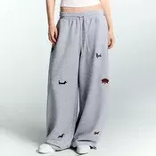 Široke sportske pantalone
