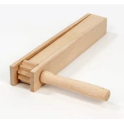 Navijaška raglja lesena 23 cm
