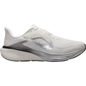 Nike Tekaški copati Pegasus 42