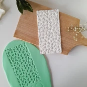 KREATIVNI SLATKIŠI Emboser plocica za dekorisanje kolaca Bebi tema, 16x8 cm, Bela