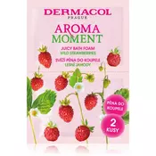 Dermacol Aroma Moment Wild Strawberries pena za kopel z vonjem gozdnih jagod 2x15 ml unisex