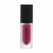 Makeup Revolution Matte Bomb tekoča mat šminka 4,6 ml odtenek Burgundy Star za ženske