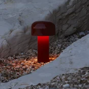 FLOS LED namizna svetilka na baterije Bellhop, rdeča, 21 cm, z možnostjo - Dnevna soba/jedilnica - Dizajn - Plastika