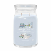 Yankee Candle Aromatična sveča Signature velik kozarec A Calm & Quiet Place 567 g