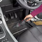 Black & Decker NVB12AV aku rucni usisvac 3,6V s dodatcima