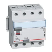 LEGRAND P304 4P 40A 30MA diferencialno varovalko TIP AC TX3