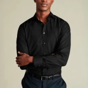 Charles Tyrwhitt Spread Collar Non-Iron Poplin Shirt — Black - Slim fit | 41 | 84 (Standardno) Visokokvalitetna košulja od poplina koja se ne pegla Formalne