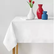 Ljubki dom Bombažni prt beli Dimenzije: 110 x 110 cm