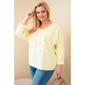 Rumena plus size bluza z V-izrezom