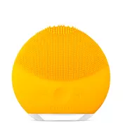 Foreo Luna Mini 2 čistilna krtačka za vse tipe kože 1 ks odtenek Sunflower Yellow za ženske