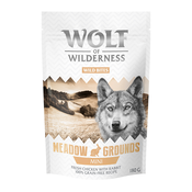 Wolf of Wilderness Wild Bites 3 x 180 g - Novo: MINI Meadow Grounds - kunić i piletina (kockice)