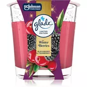GLADE Winter Berries mirisna svijeća 112 g