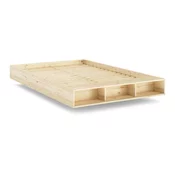 Zakonska postelja iz masivnega bora z letvenim dnom 160x200 cm Merge – Karup Design