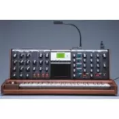 MOOG Voyager Performer Edition