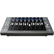 Solid State Logic UF8 DAW kontroler