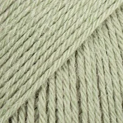 Drops Nord Uni Colour 24 Sage Green Pletilna preja