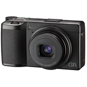 Ricoh GR III digitalni fotoaparat, črn