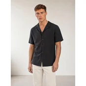 ARMIE Srajca The Michael Linen Slim-Fit Shirt črna