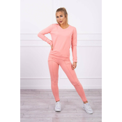 Apricot sports set