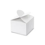 Bele darilne škatlice s srčastim zapiranjem 6x5x6 cm – 10 kosov