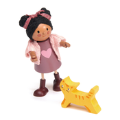 Drvena figurica s mackom prijateljica Ayana Tender Leaf Toys u ružicastom kaputu