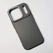 Maska MonoLine za iPhone 17 Pro siva