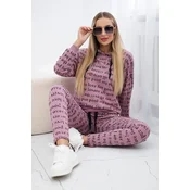 Set with dark pink print