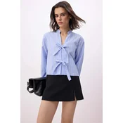 Trendyol Bluza nebeško modra / črna / bela