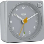 Braun BC02XG Klassischer analoger Reisewecker, grau