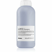 Davines Love Olive šampon za zagladivanje za neposlušnu i anti-frizz kosu 1000 ml
