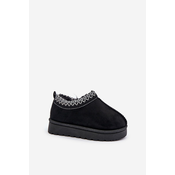 Childrens ankle snow boots on a platform insulated with fur black Vilabria