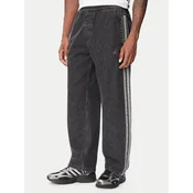 adidas Jeans hlače Stadium KV8336 Črna Regular Fit