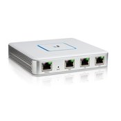UBIQUITI UniFi Security gateway - USG  1x LAN + 1x WAN + 1x LAN/WAN + 1x Serial port, -10°C do 45°C