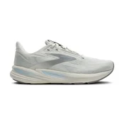 Brooks Revel 8