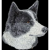 shumee Karelijski medvedji pes - našitek v obliki psa, vezeni našitek, edinstvena dekoracija nahrbtnika znamke Art-Dog
