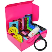 Komplet različnih kondomov - Explore pack (72 ks) + lubrikantni gel SE strawberry 15 ml + silikonske lisice Handcuffs