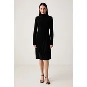 DKNY obleka