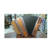 Diatonična harmonika Melodija macesen 3/III 37+3