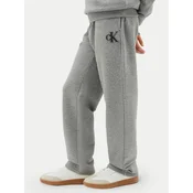 Calvin Klein Spodnji del trenirke LVCKTJC43B Siva Regular Fit