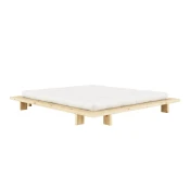 Zakonska postelja iz masivnega bora z letvenim dnom 180x200 cm Japan – Karup Design
