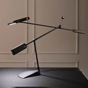 Stilnovo LED namizna svetilka Halley, črna, razpon 100 cm - Študija/pisarna - Dizajn - Aluminij