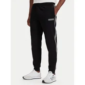 EA7 Emporio Armani Spodnji del trenirke 7M002198 AF10377 UC001 Črna Slim Fit