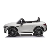 Otroški električni avto Mercedes AMG SL63 24V 2X200W Bela
