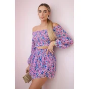 Set with purple flowers