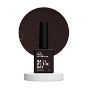 NAILSOFTHEDAY Let's special Matterhorn - čokoladno-rjav hibridni lak za nohte z zlatimi bleščicami, 10 ml