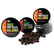 DYNAMITE BAITS Pre-Drilled Garlic Hook Pellets - 8mm (DY961)